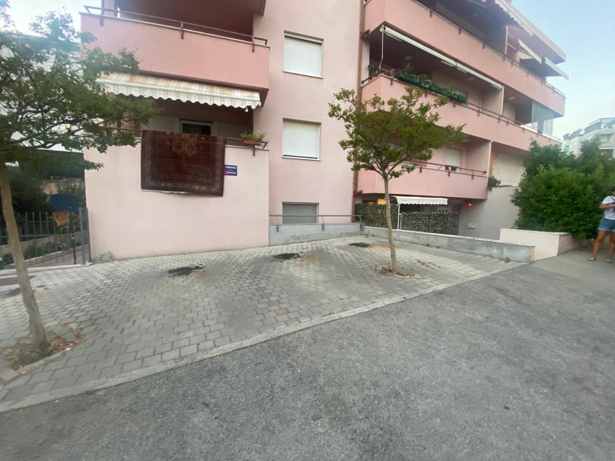 Beachside Apartment Attico Split Eksteriør bilde